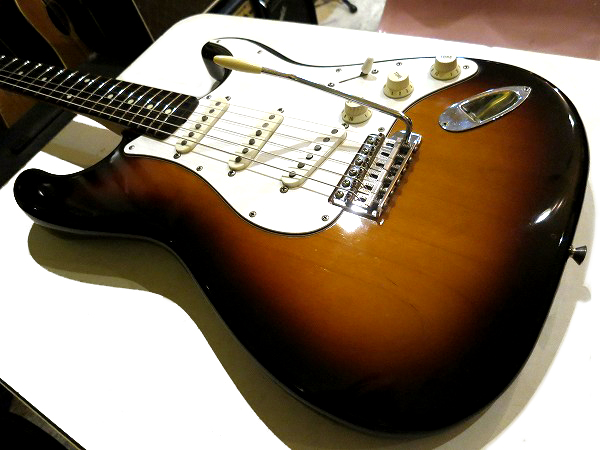 Fender  ストラトキャスター フジゲン製 90-91年 Kシリアル